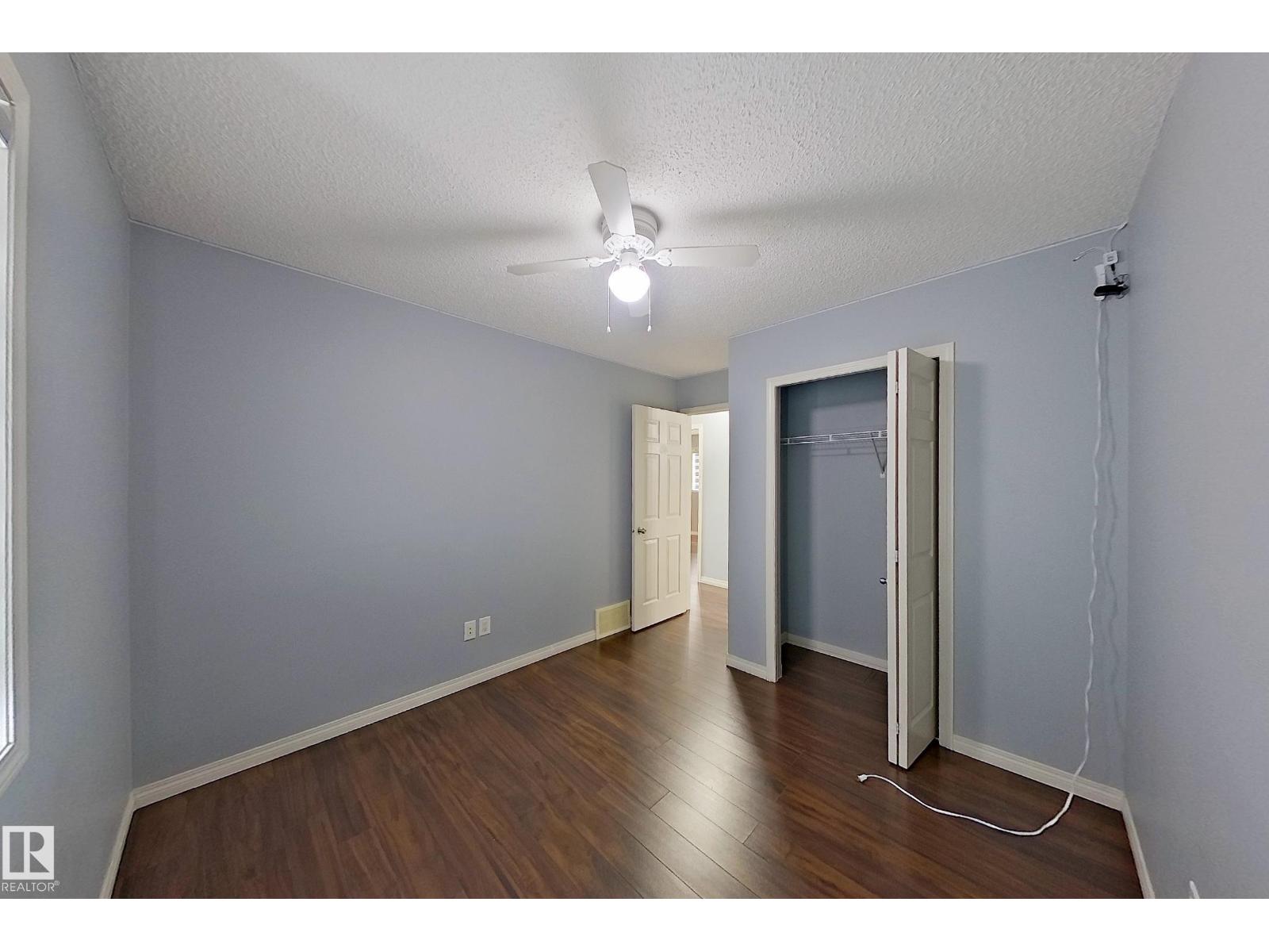 Photo 29 of 3320 20 St Nw Nw, Edmonton AB