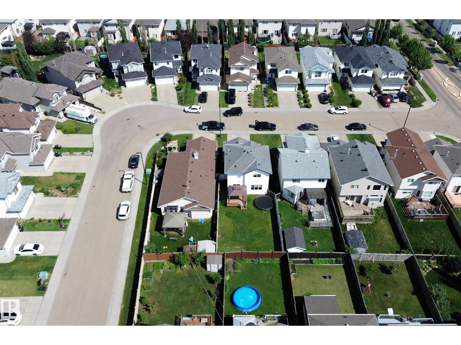 Photo 8 of 3320 20 St Nw Nw, Edmonton AB