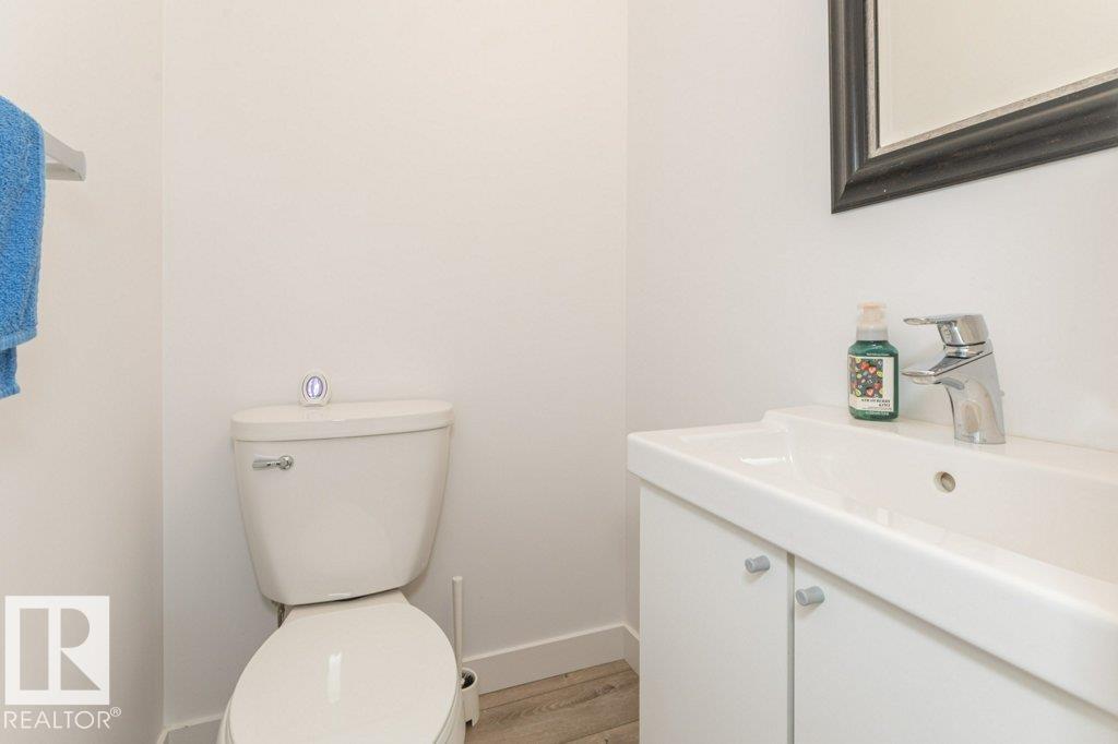 Photo 19 of 838 Daniels Wy Sw, Edmonton AB