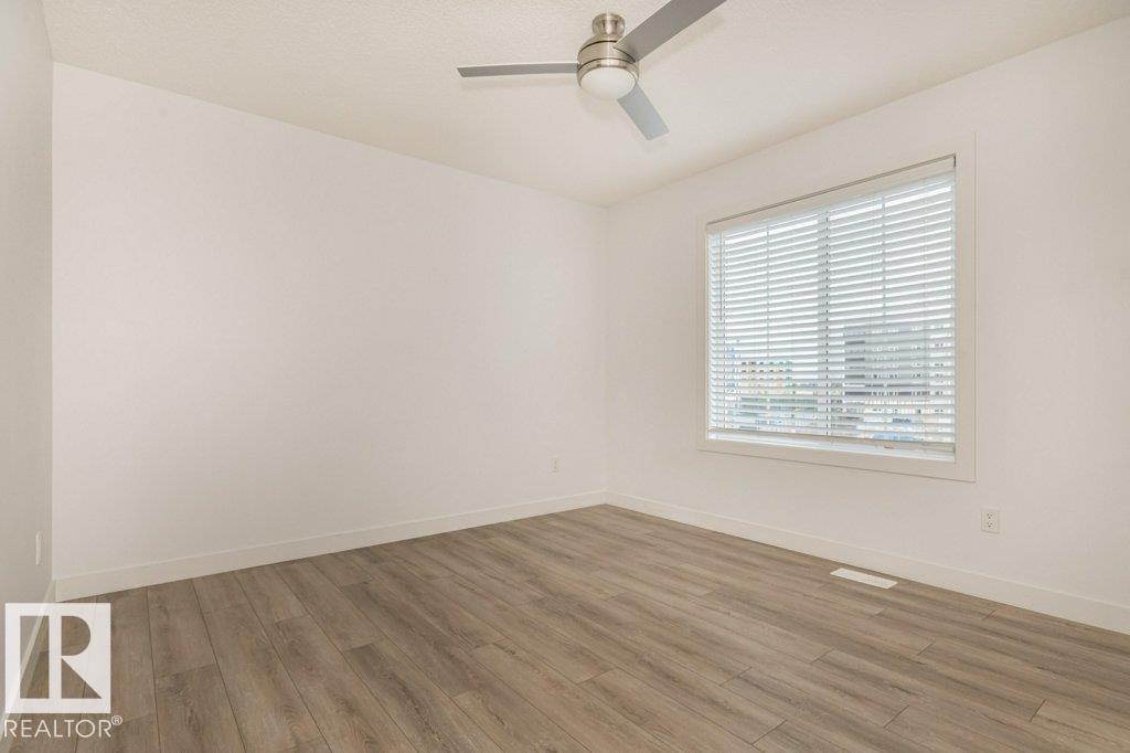 Photo 22 of 838 Daniels Wy Sw, Edmonton AB