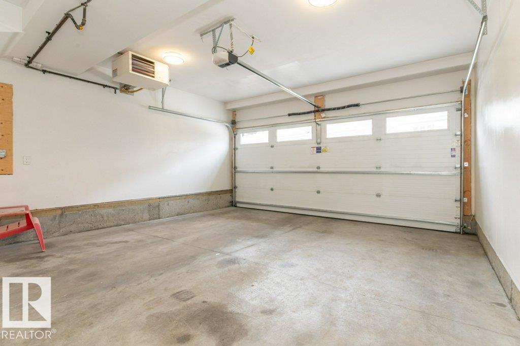 Photo 3 of 838 Daniels Wy Sw, Edmonton AB