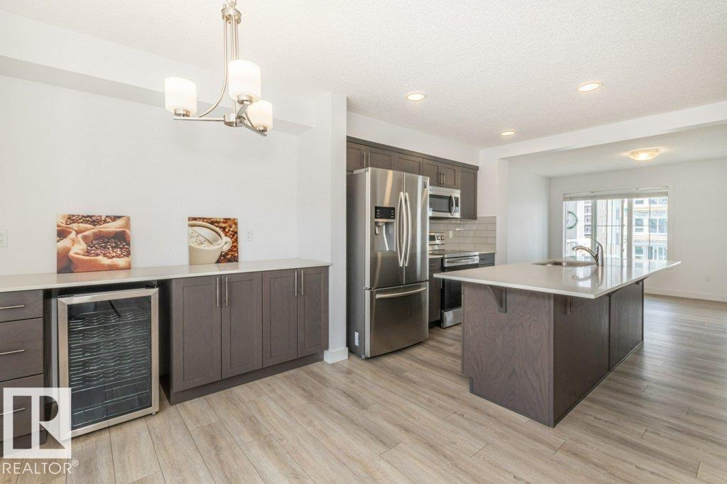 Photo 17 of 838 Daniels Wy Sw, Edmonton AB
