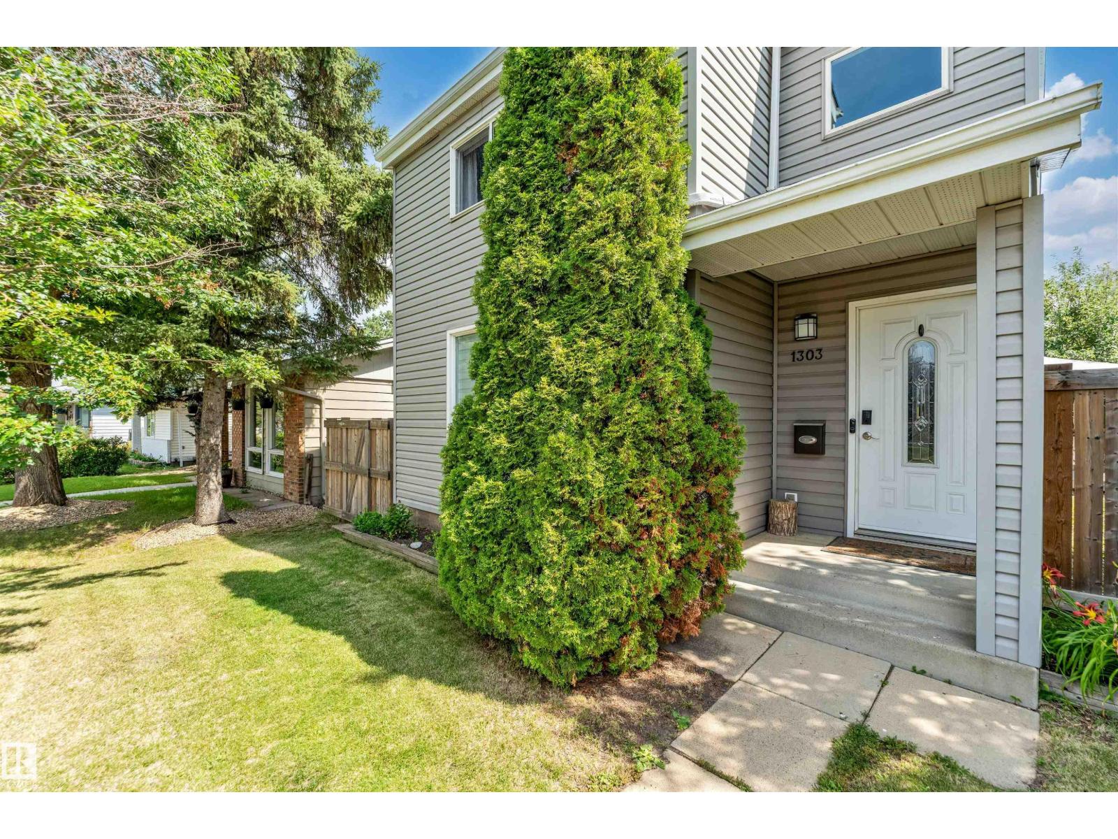 Photo 48 of 1303 37 St Nw, Edmonton AB