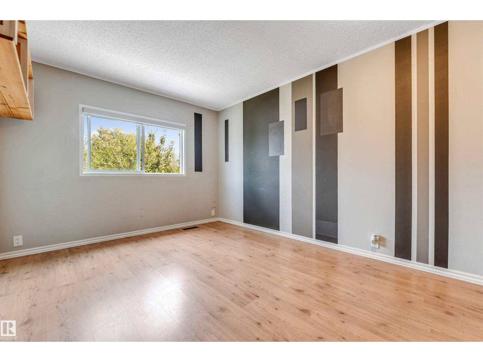 Photo 44 of 1303 37 St Nw, Edmonton AB