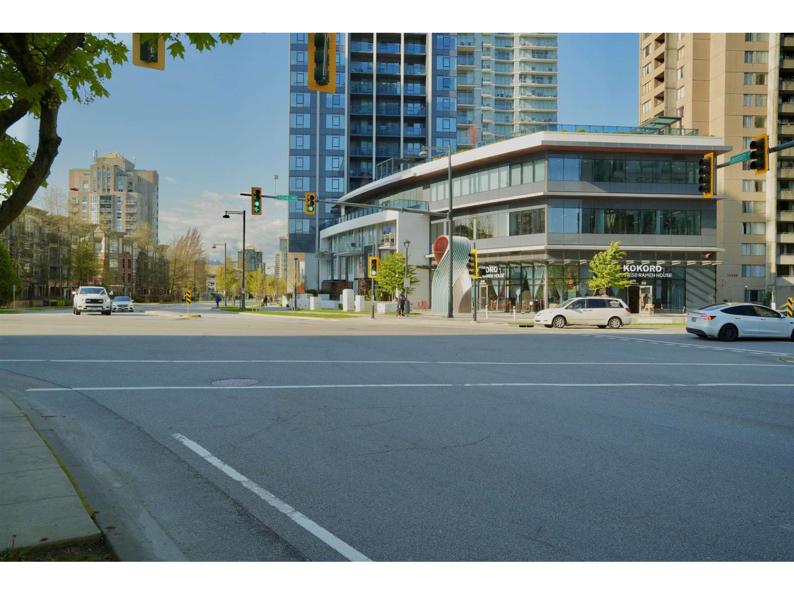 Photo 13 of 13402 104 Avenue, Surrey BC