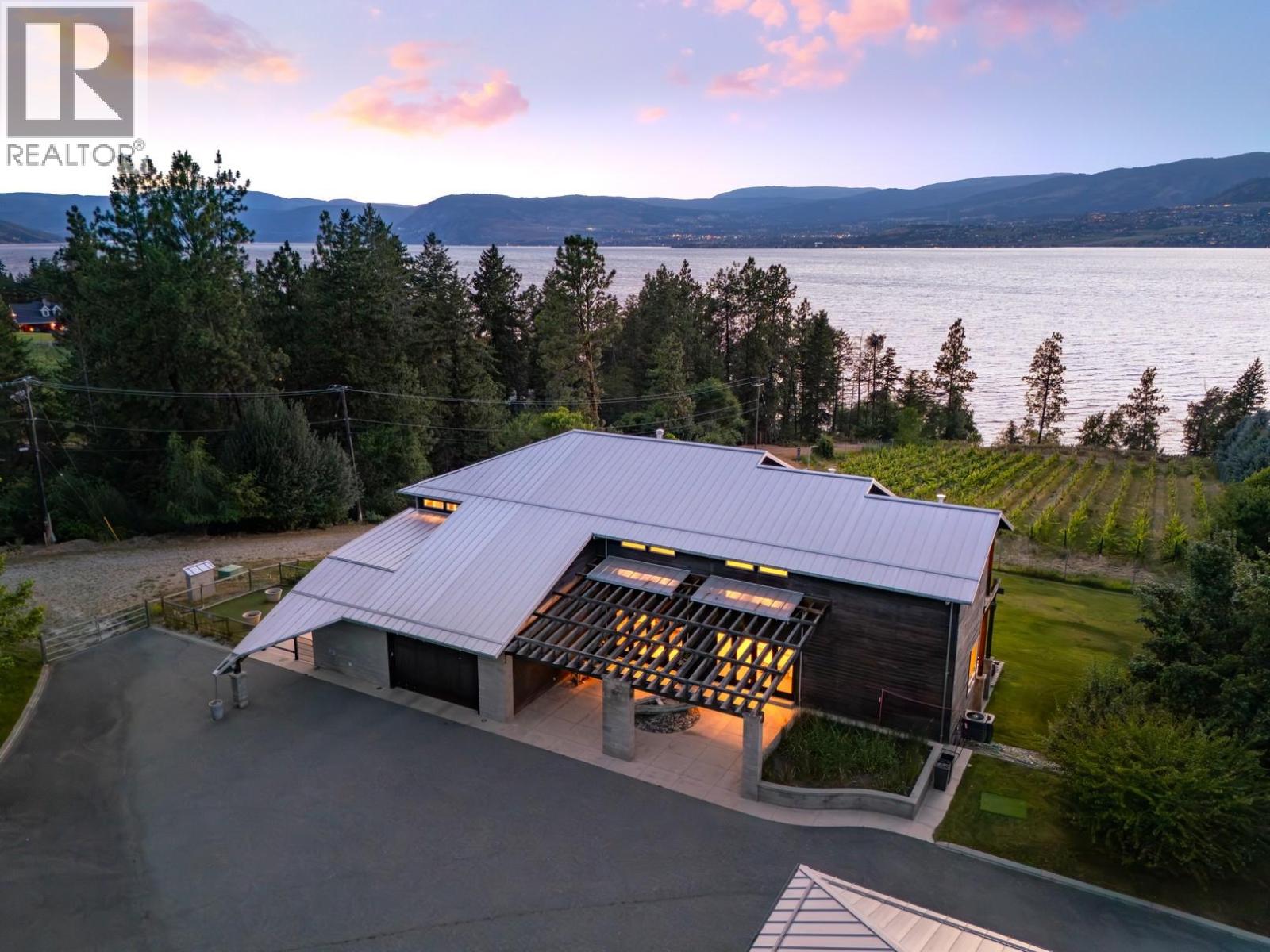  4840 Lakeshore Road, Kelowna