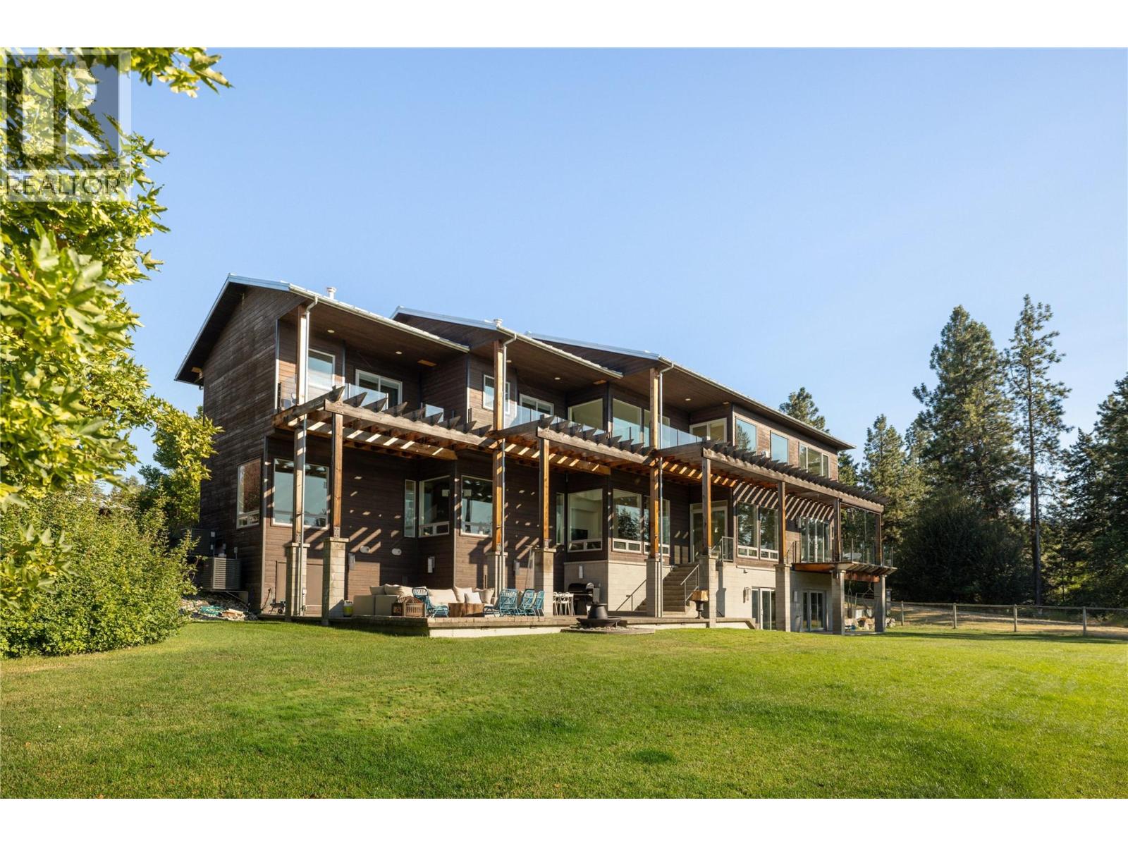  4840 Lakeshore Road, Kelowna