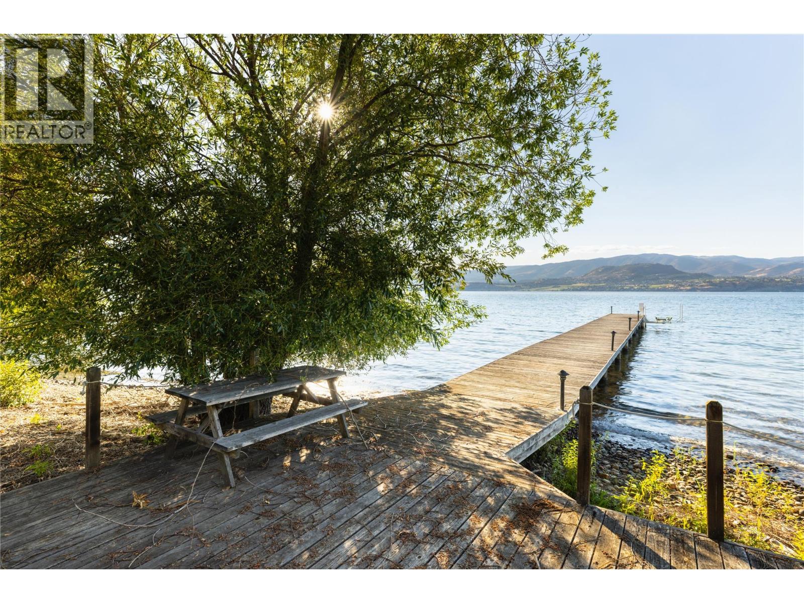  4840 Lakeshore Road, Kelowna
