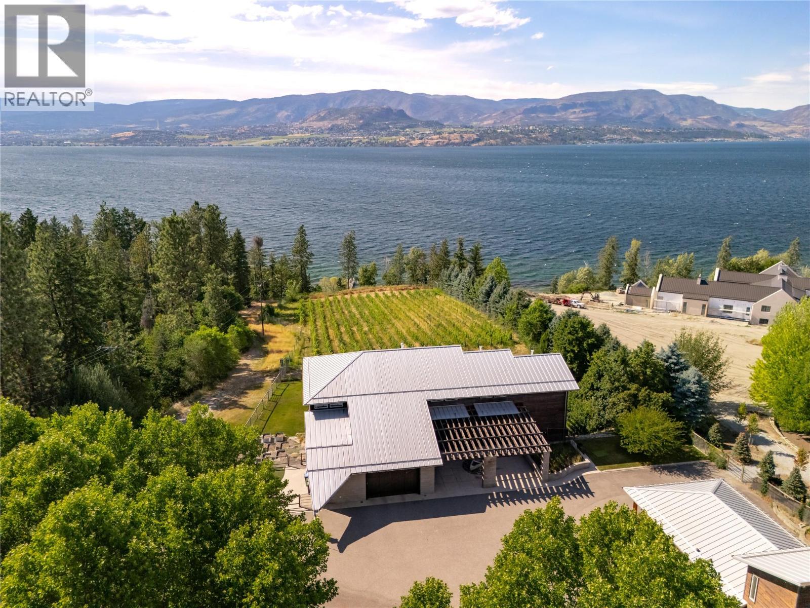  4840 Lakeshore Road, Kelowna