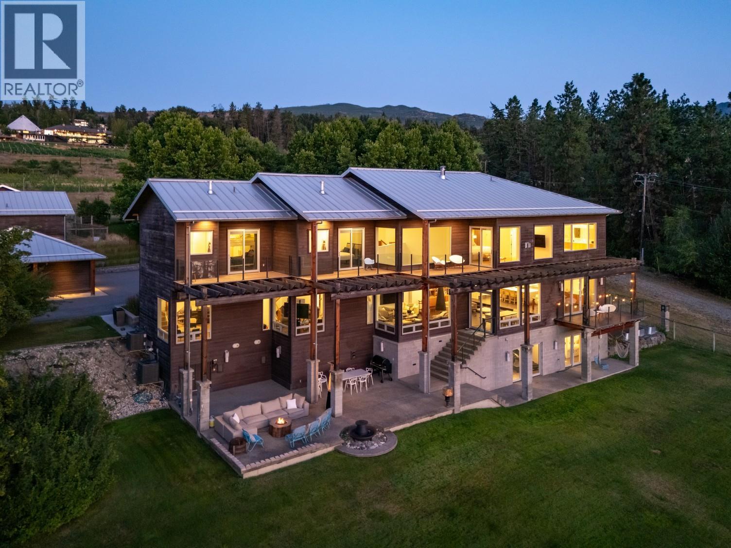  4840 Lakeshore Road, Kelowna