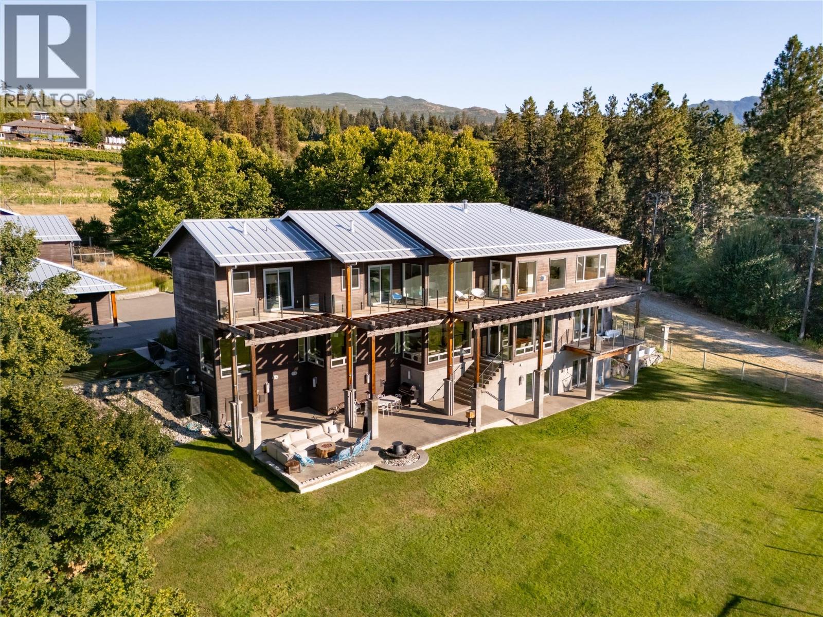  4840 Lakeshore Road, Kelowna