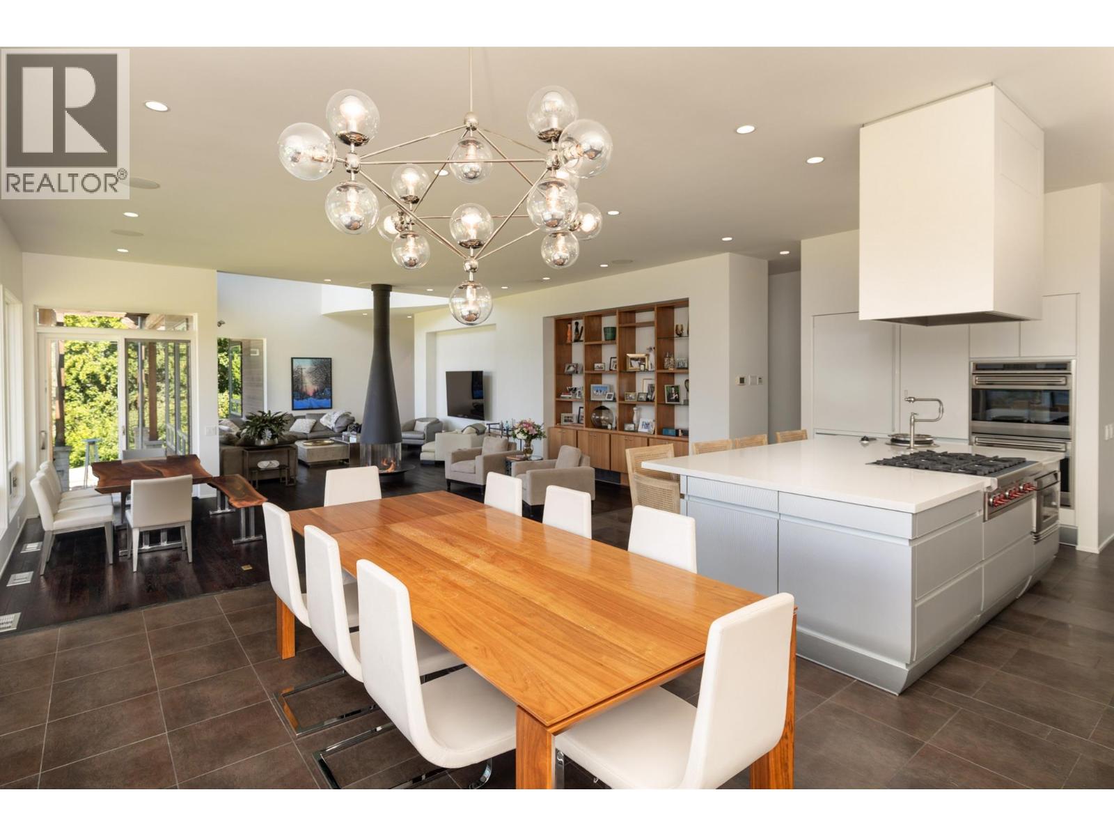  4840 Lakeshore Road, Kelowna