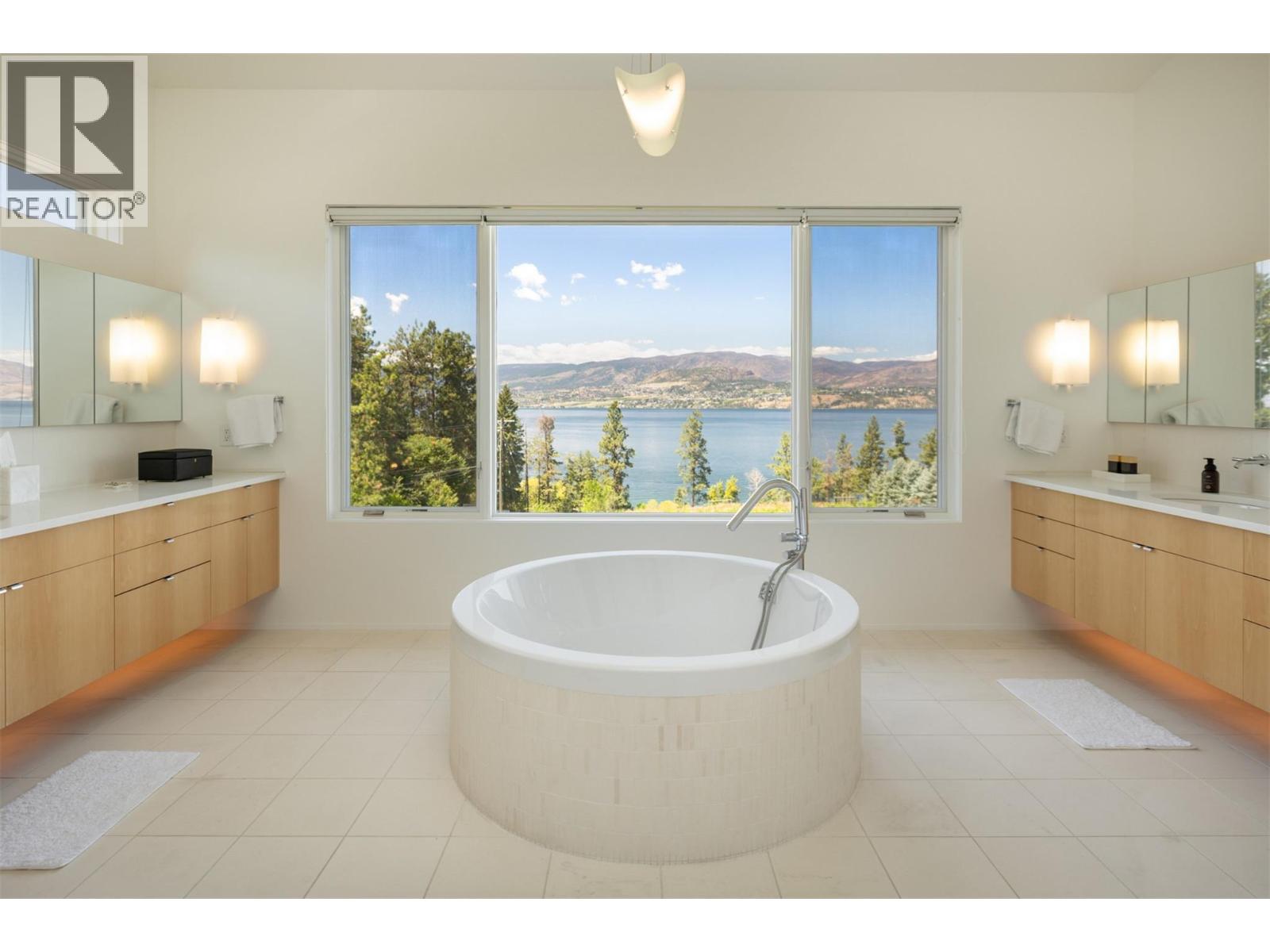 4840 Lakeshore Road - 41