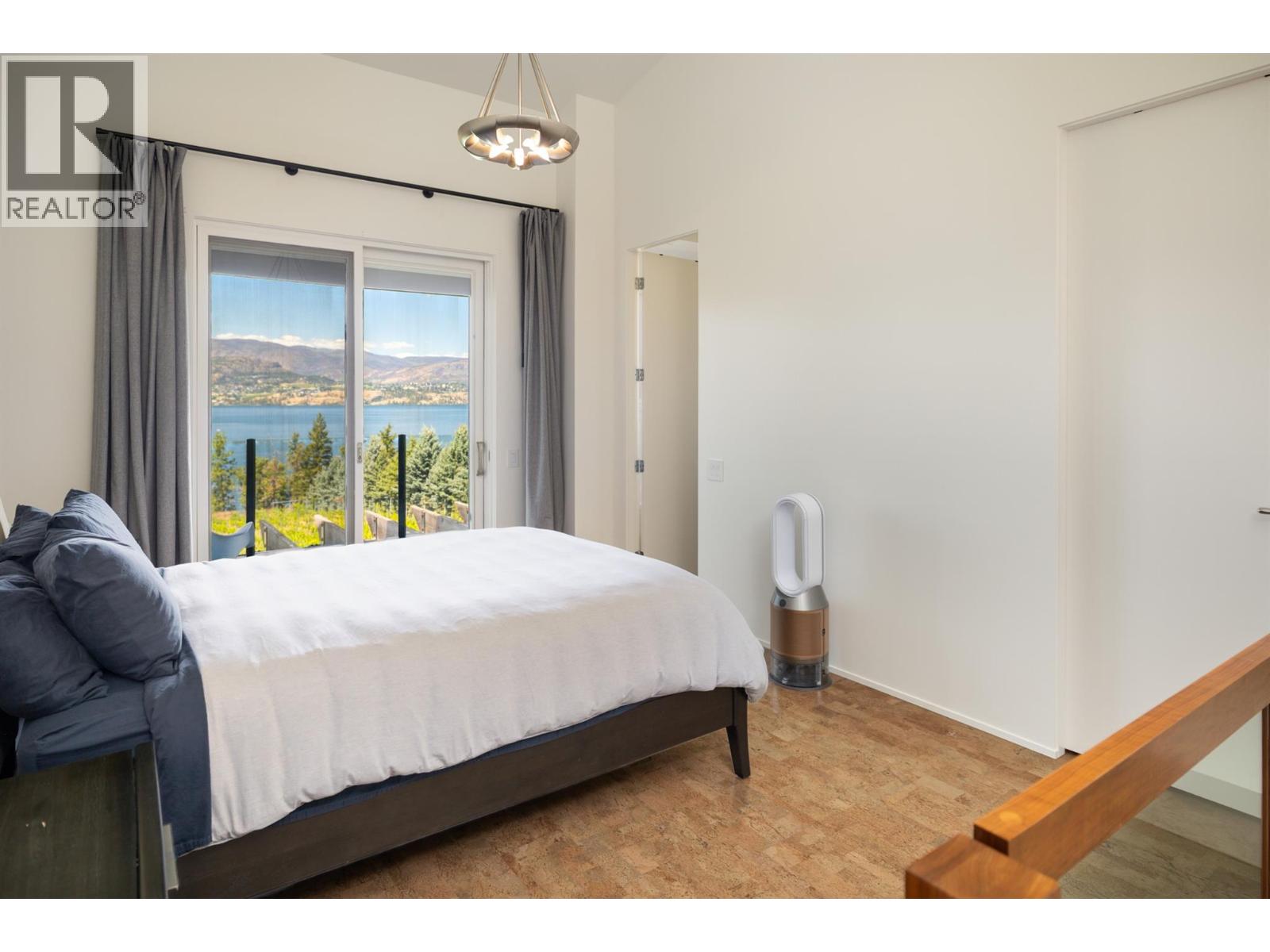 4840 Lakeshore Road - 59