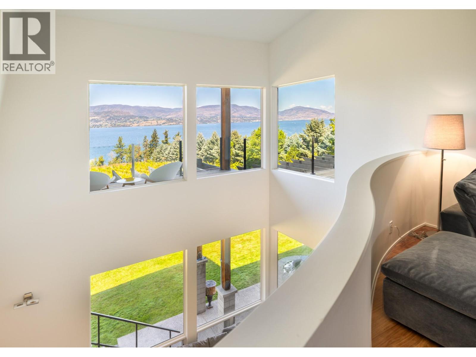 4840 Lakeshore Road - 64