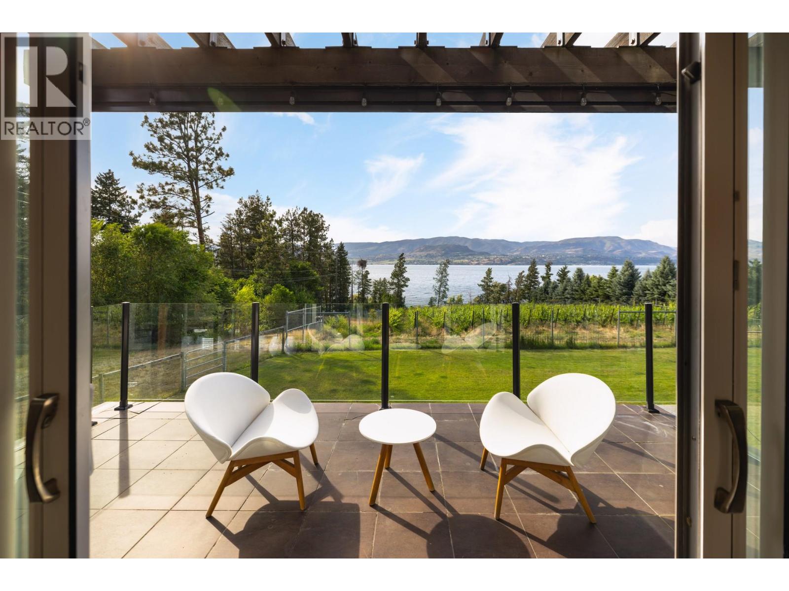  4840 Lakeshore Road, Kelowna