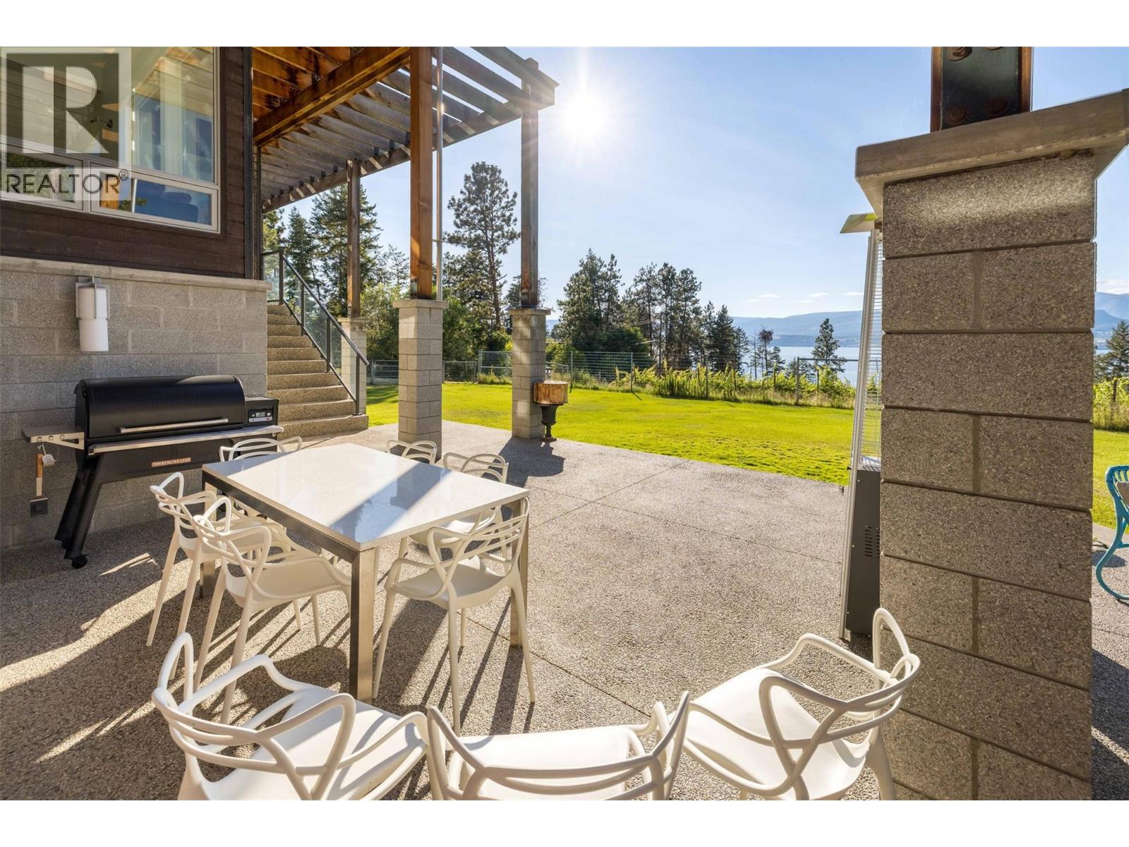  4840 Lakeshore Road, Kelowna