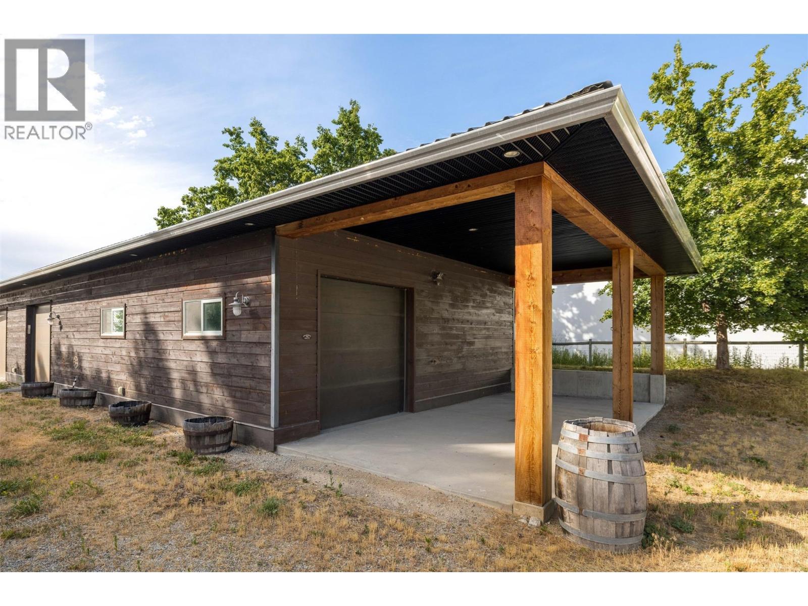  4840 Lakeshore Road, Kelowna