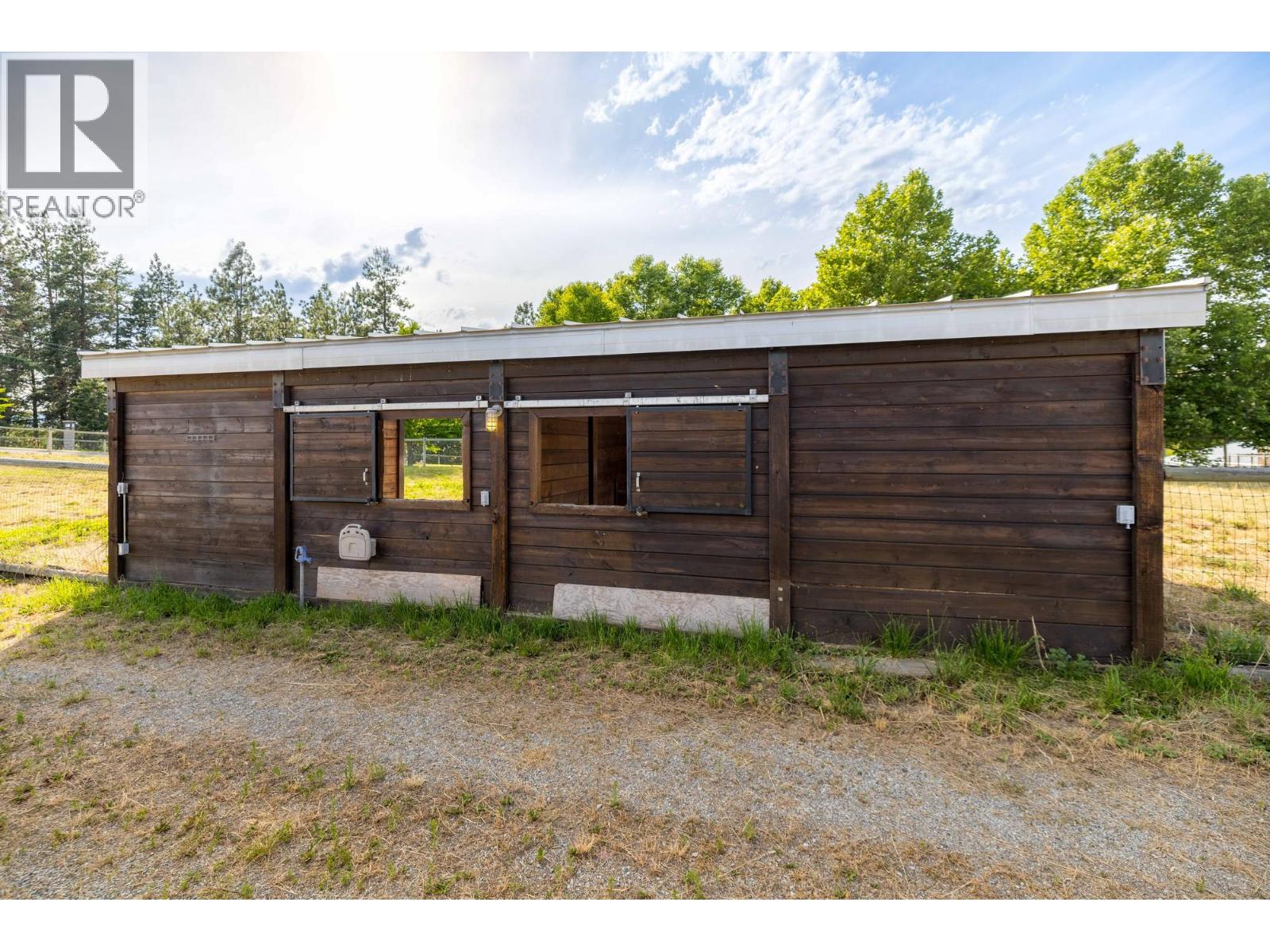  4840 Lakeshore Road, Kelowna