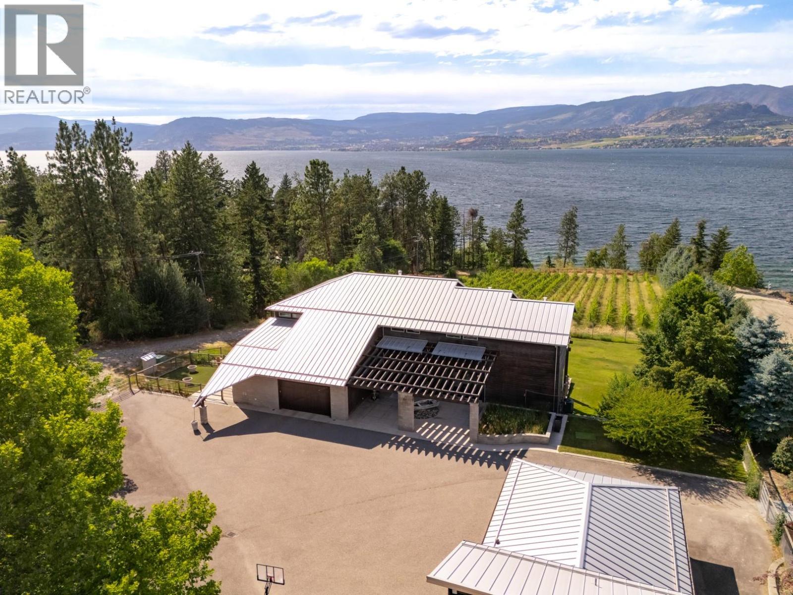  4840 Lakeshore Road, Kelowna