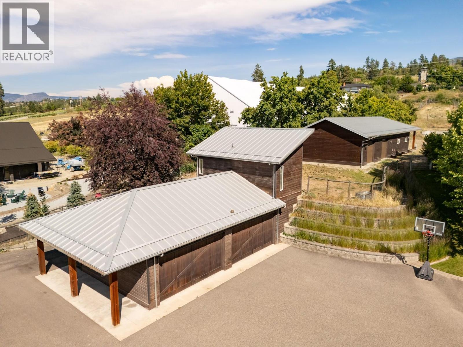  4840 Lakeshore Road, Kelowna