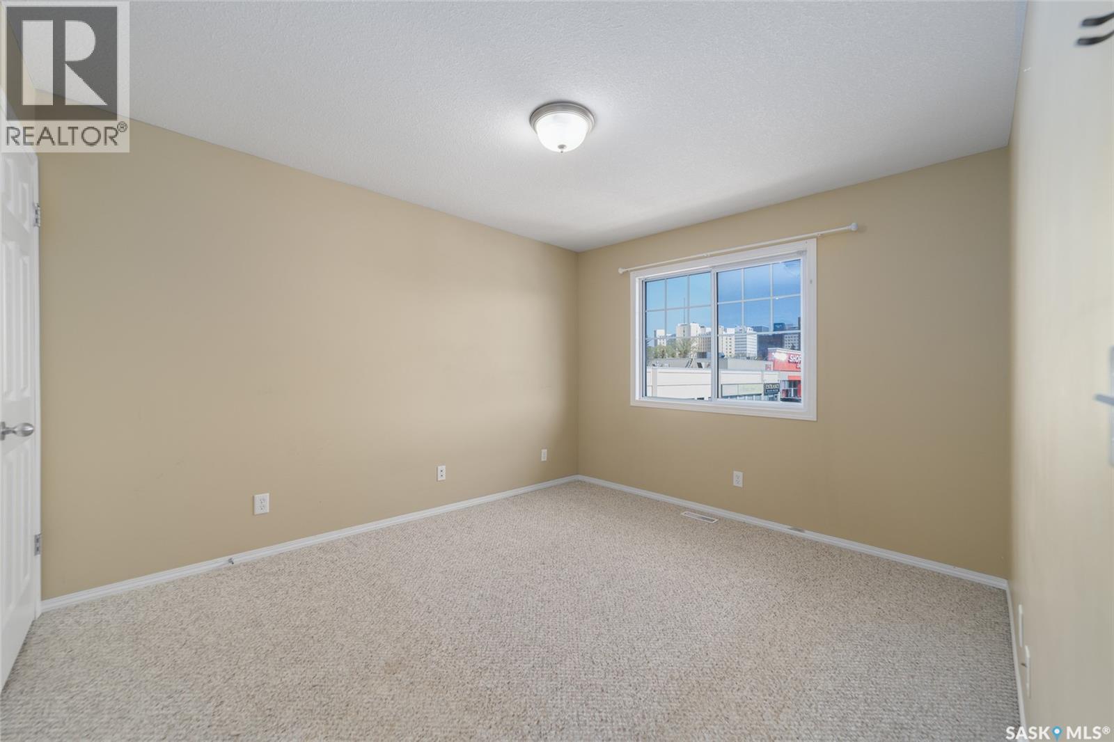 Photo 17 of 2231 Treetop Lane, Regina SK