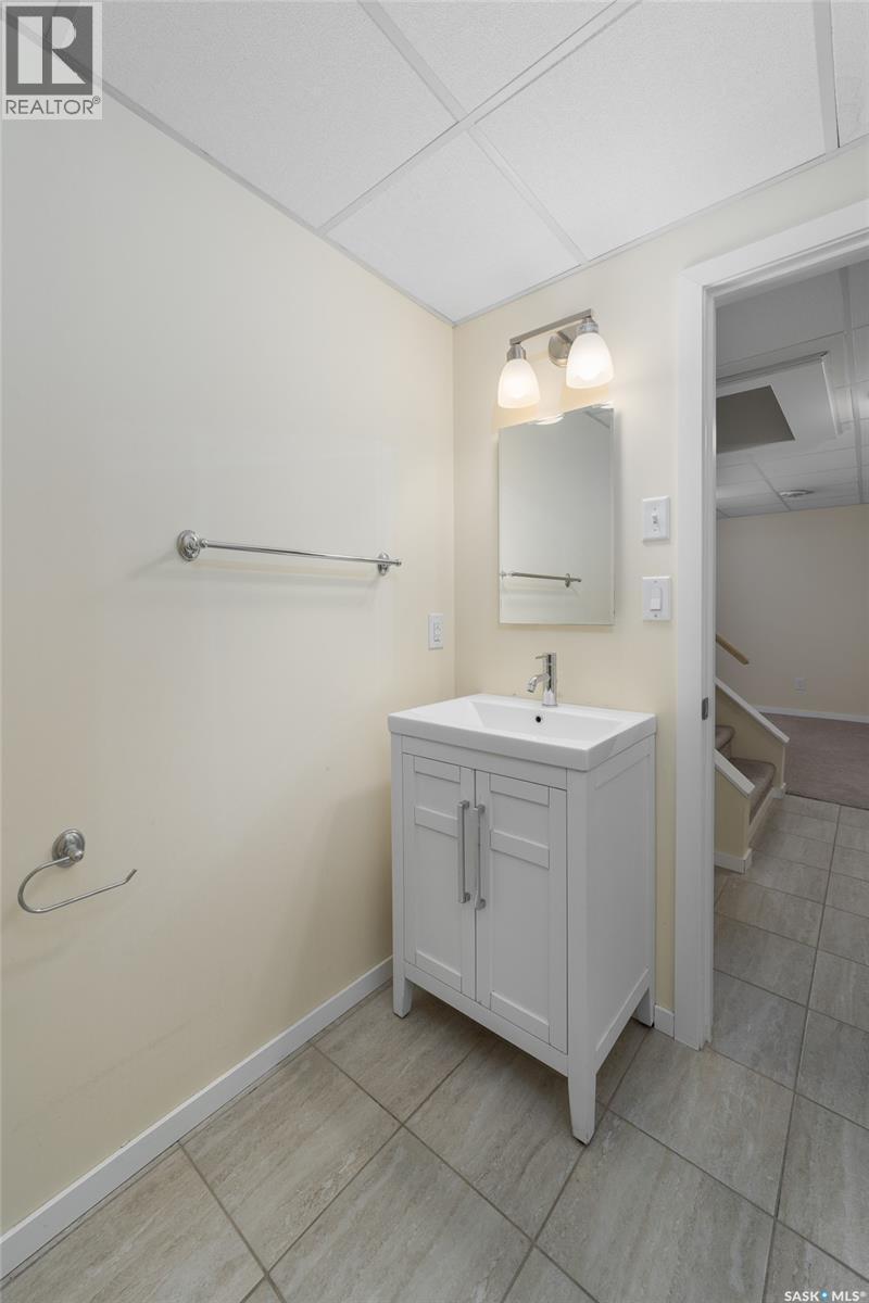 Photo 28 of 2231 Treetop Lane, Regina SK