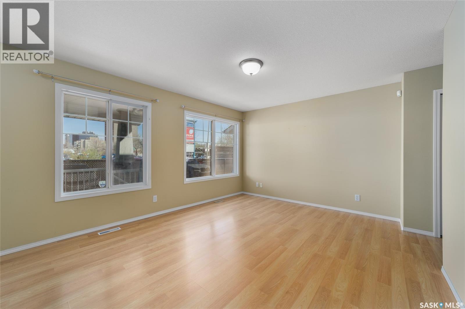 Photo 6 of 2231 Treetop Lane, Regina SK