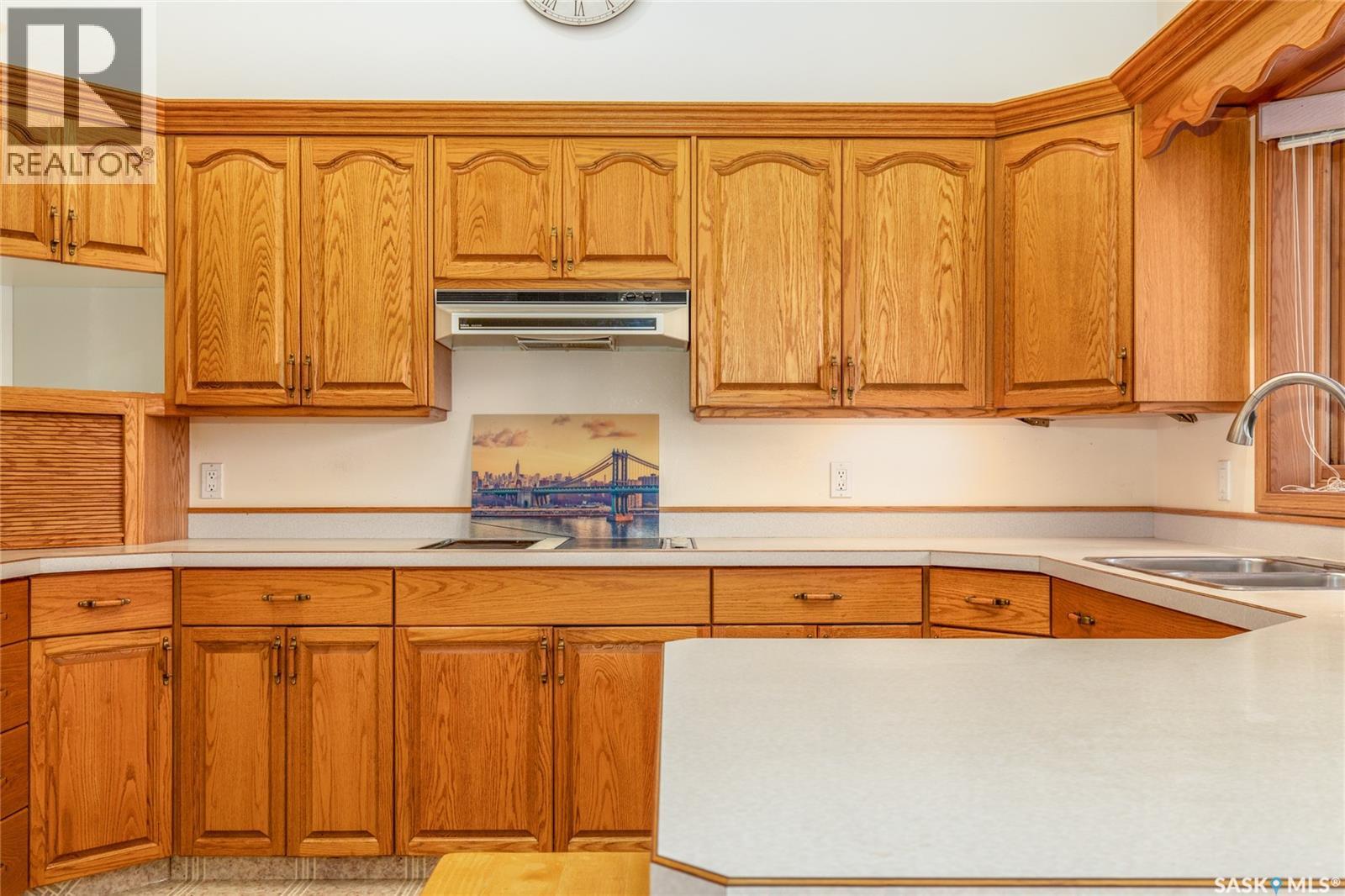 Photo 16 of 960 Duffield Street W, Moose Jaw SK