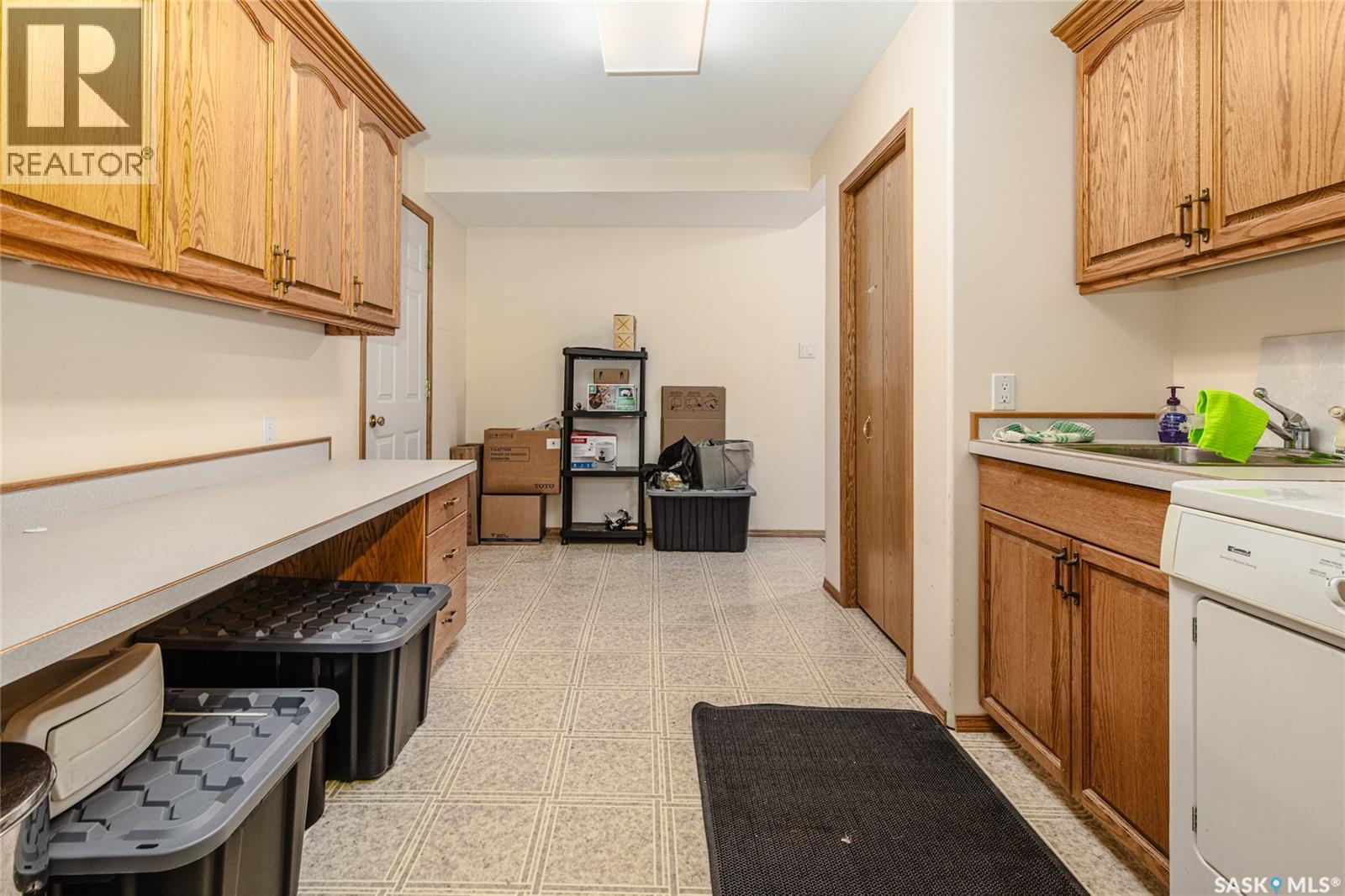 Photo 31 of 960 Duffield Street W, Moose Jaw SK
