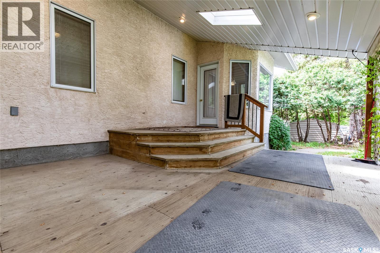 Photo 40 of 960 Duffield Street W, Moose Jaw SK