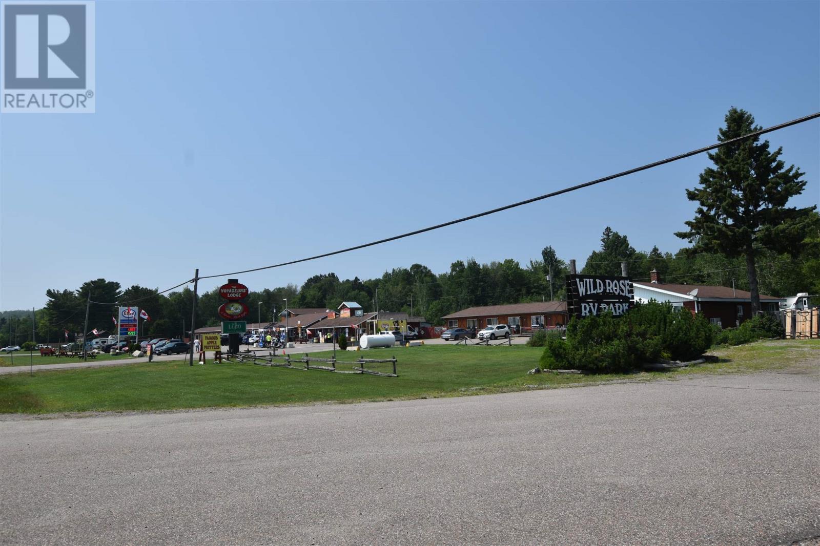 Photo 10 of 11028 Highway 17 Hwy N, Batchawana Bay ON