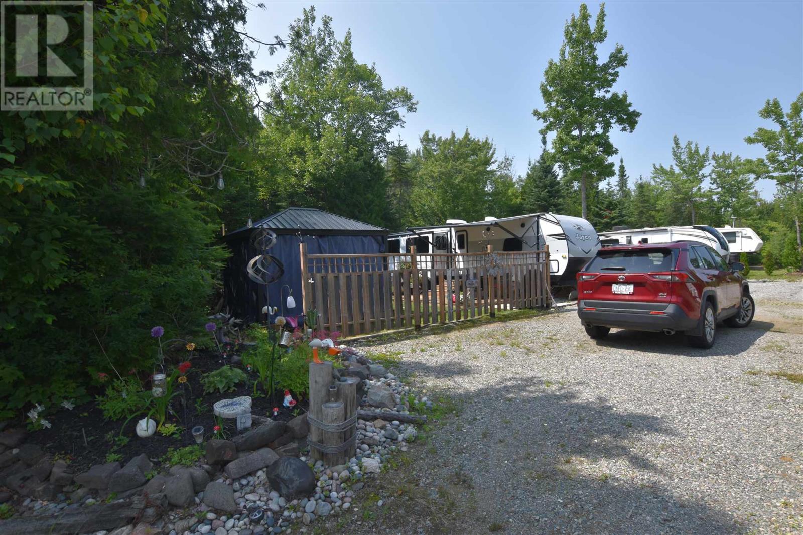 Photo 36 of 11028 Highway 17 Hwy N, Batchawana Bay ON