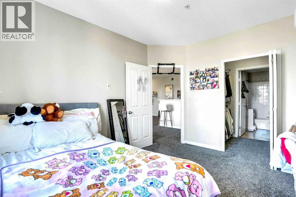 Single Family House for Sale in   Taravista Drive NE Taradale Calgary 