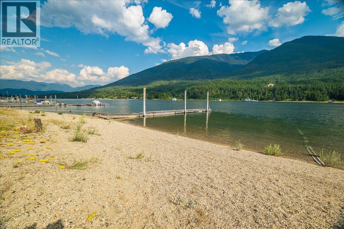 Photo 10 of 7620 3 A Highway, Balfour BC