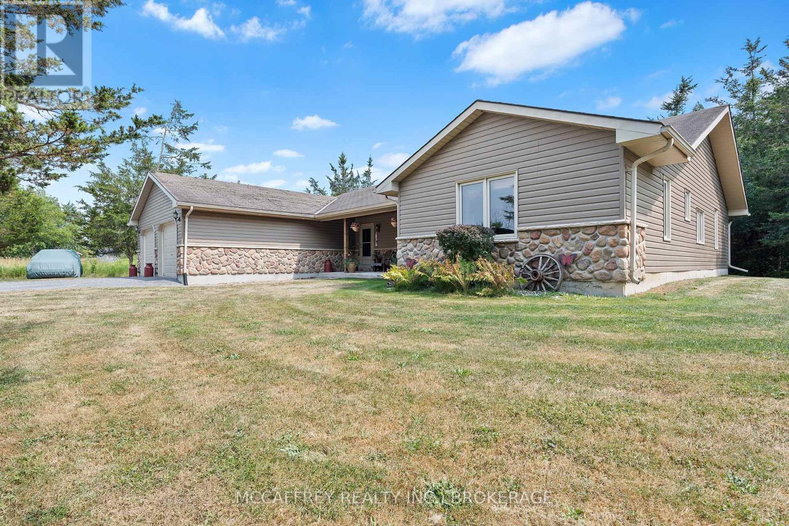 Photo 14 of 3289 Switzerville Road, Greater Napanee ON