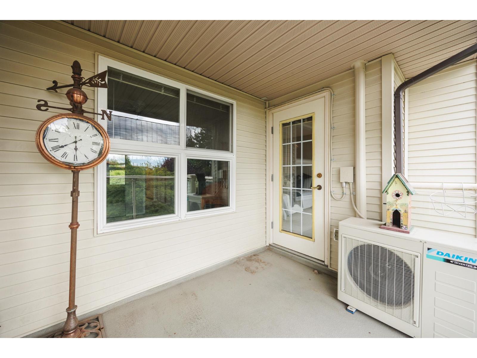 Photo 30 of 305 20381 96 Avenue, Langley BC