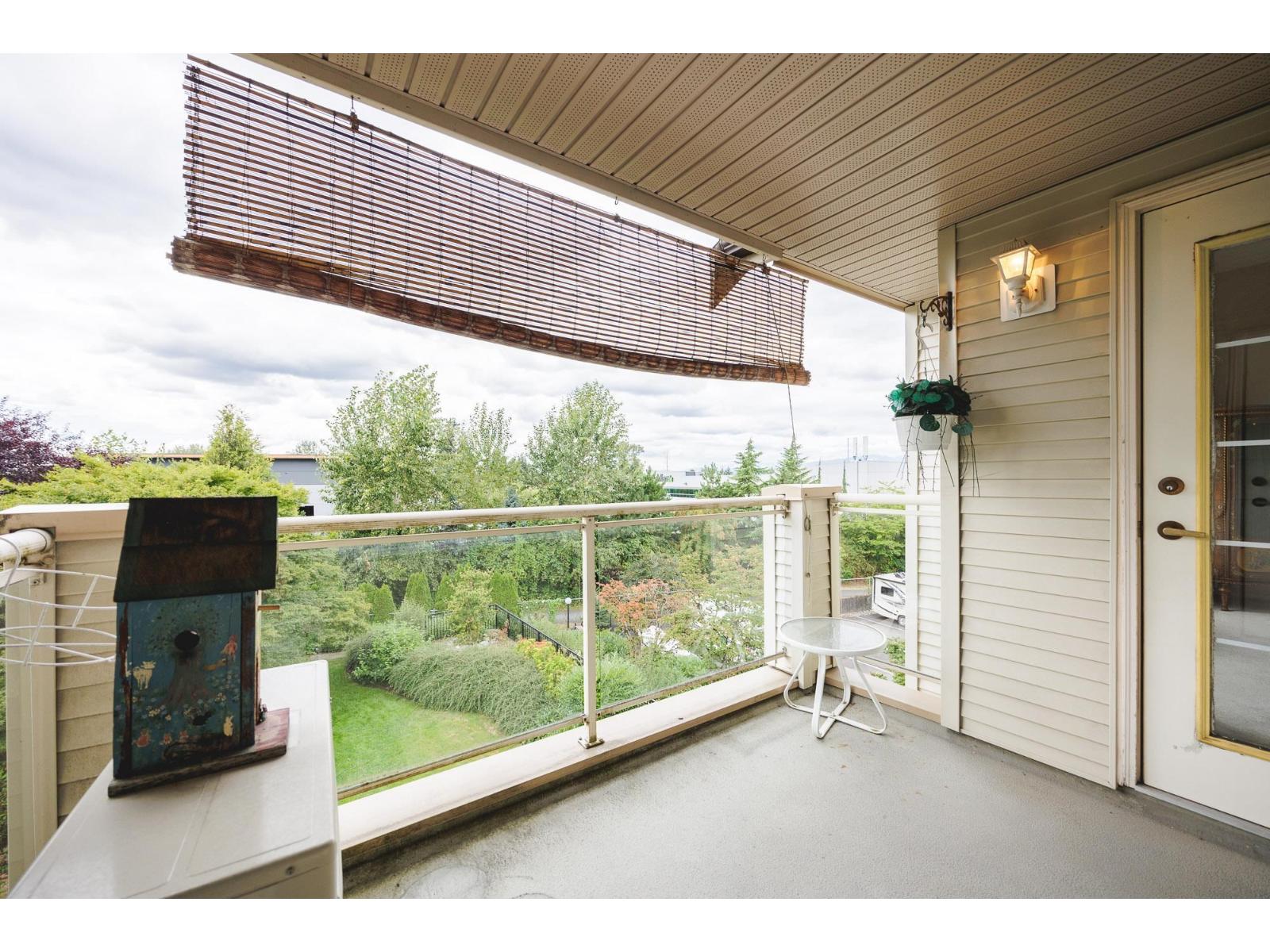 Photo 28 of 305 20381 96 Avenue, Langley BC