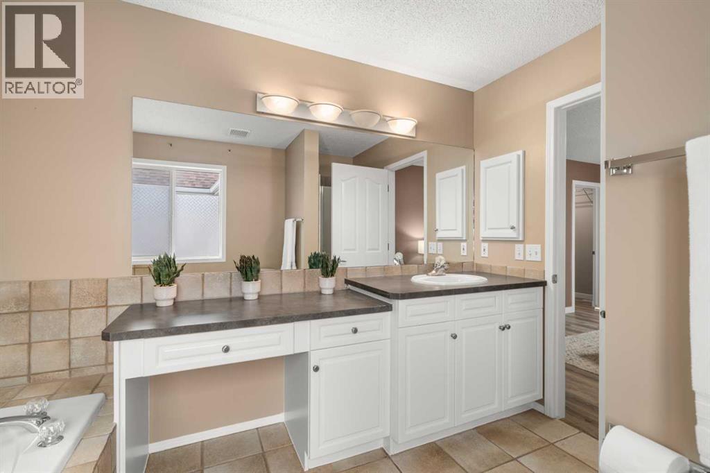 Single Family House for Sale in  Cranston Place SE Cranston Calgary 