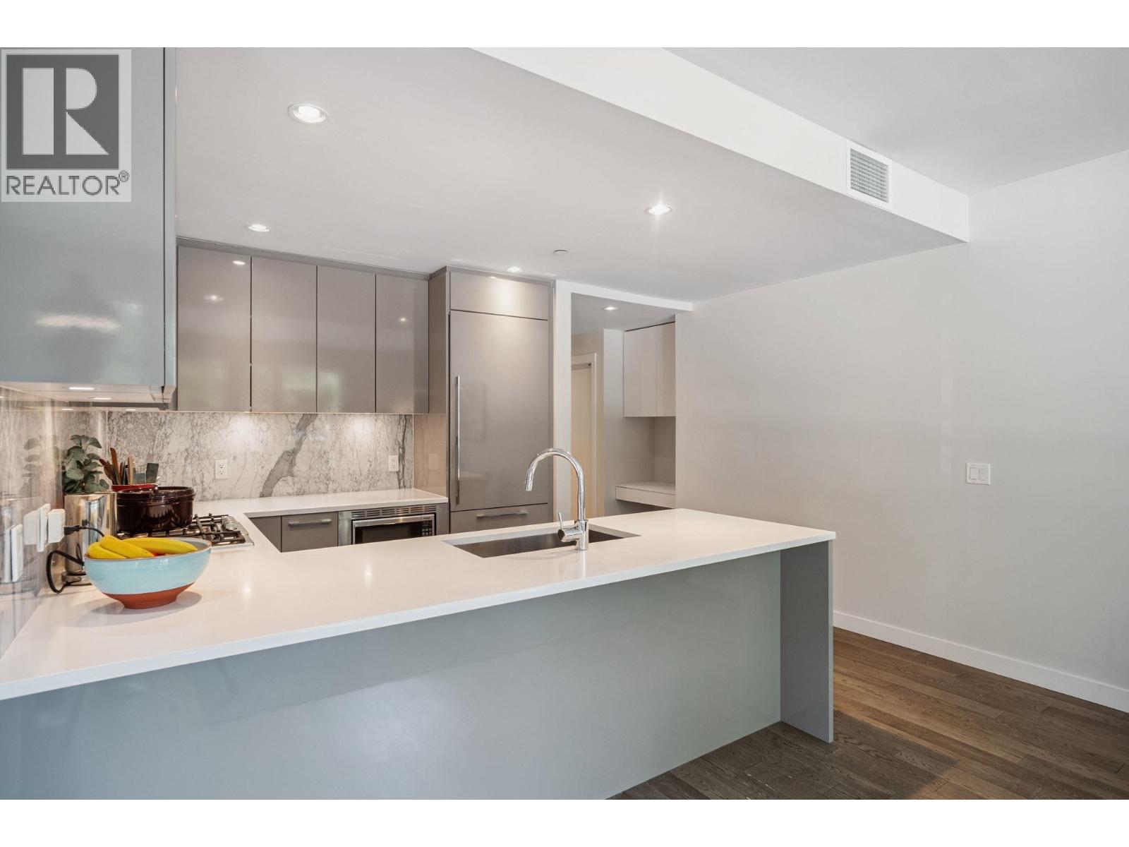 Photo 17 of 110 4080 Yukon Street, Vancouver BC
