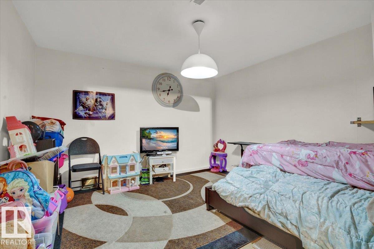 Photo 30 of 10027 173 Ave Nw, Edmonton AB