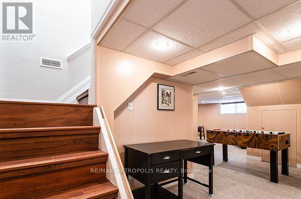 Photo 27 of 5 Jubilee Crescent, Toronto ON