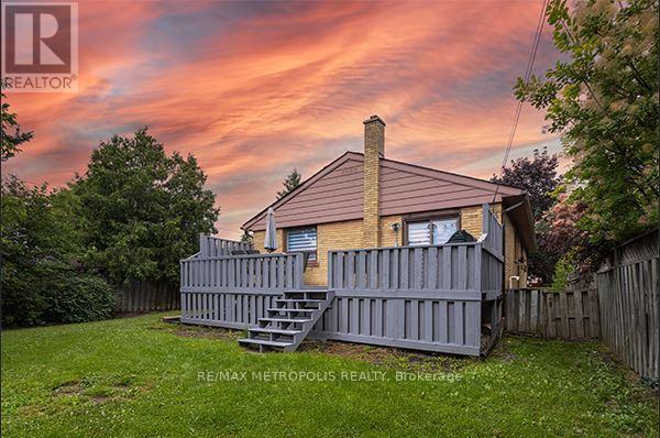 Photo 23 of 5 Jubilee Crescent, Toronto ON