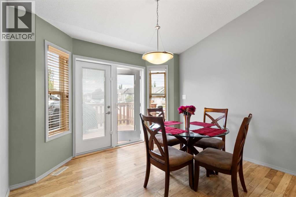 Photo 10 of 57 Pine Crescent, Blackfalds AB