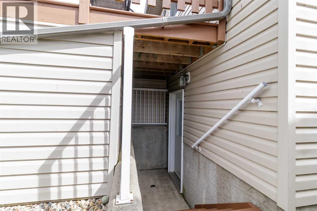 Photo 28 of 57 Pine Crescent, Blackfalds AB