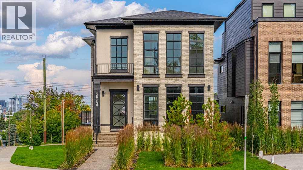Single Family House for Sale in  A Street SW Bankview Calgary 