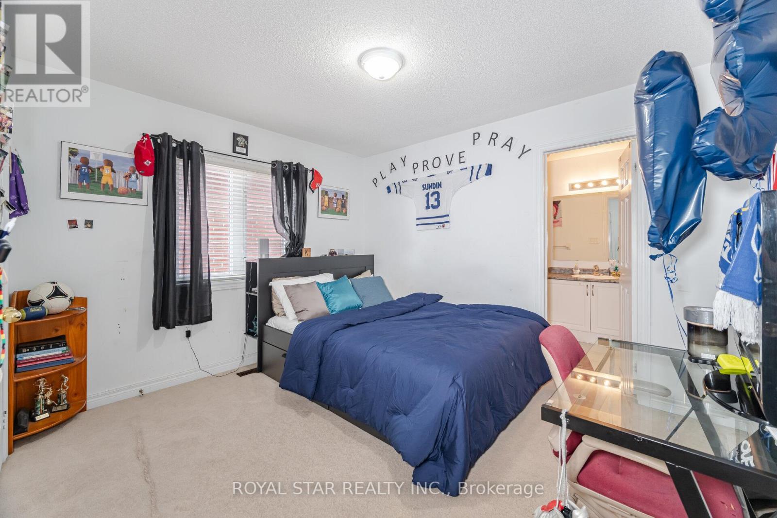 Photo 26 of 21 Baylawn Circle, Brampton ON