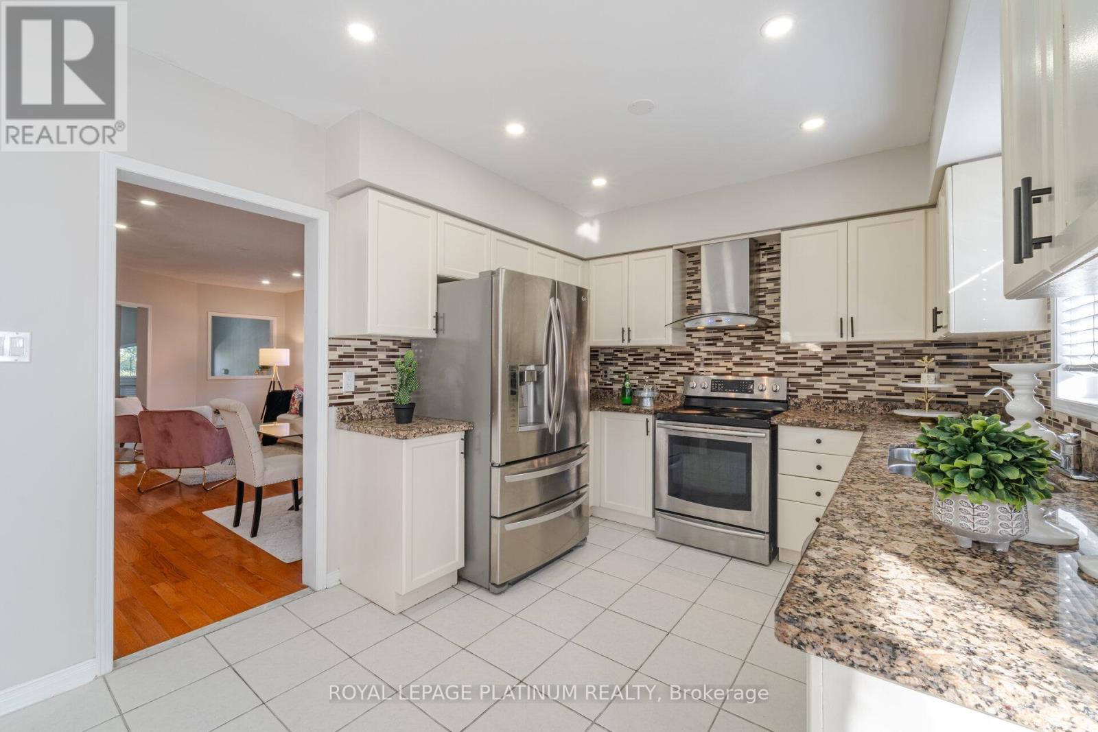 Photo 40 of 63 Culture Crescent, Brampton ON