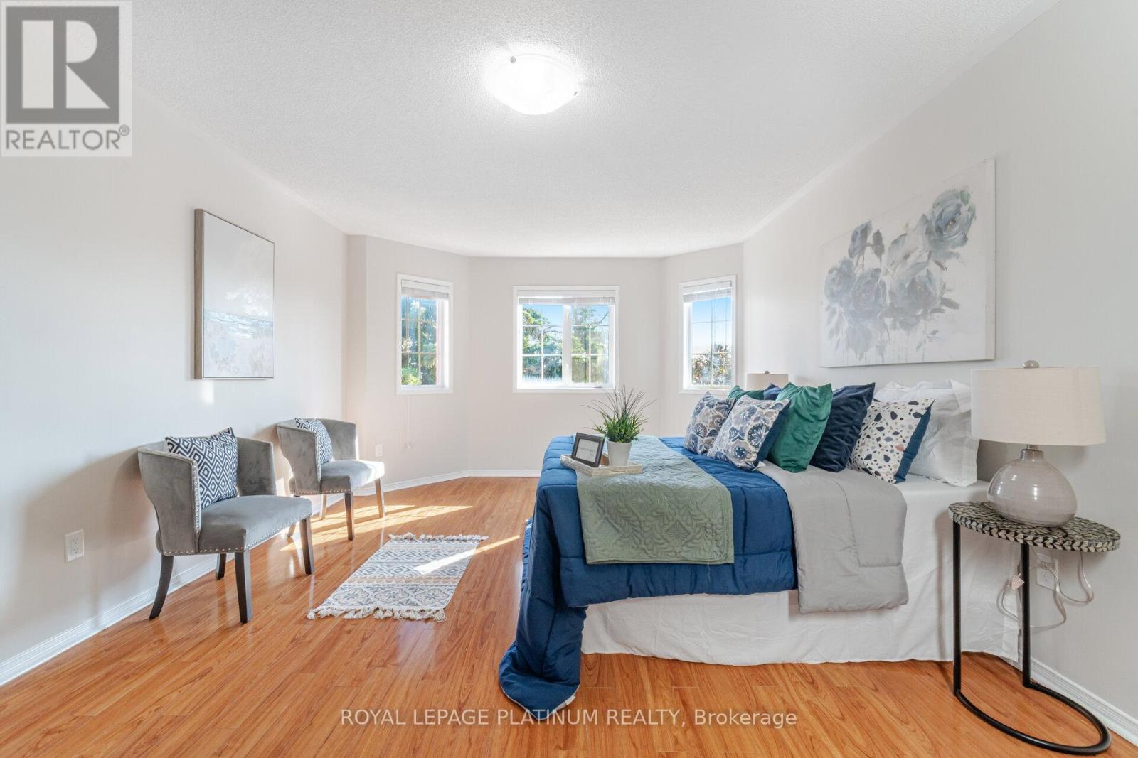 Photo 12 of 63 Culture Crescent, Brampton ON
