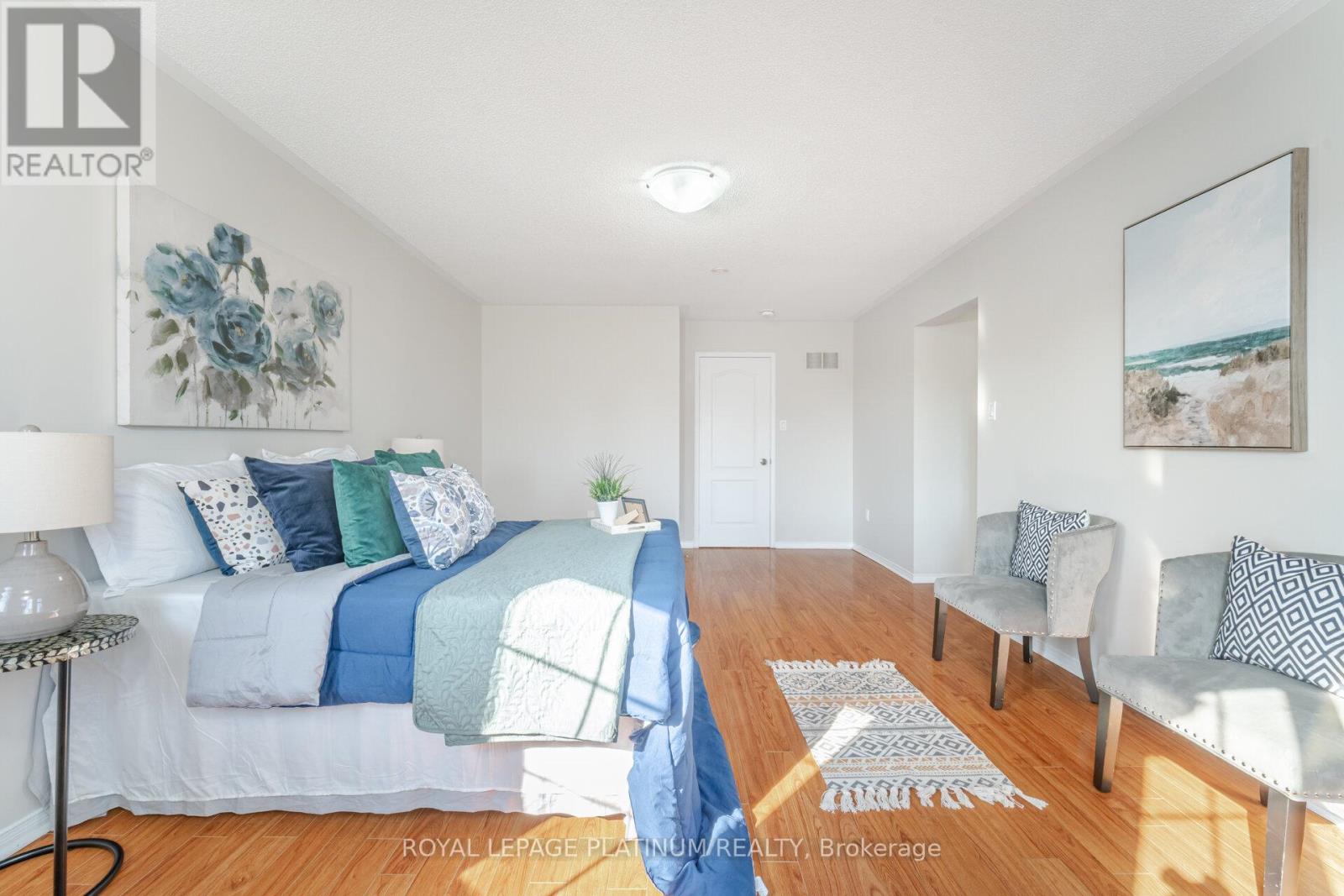 Photo 18 of 63 Culture Crescent, Brampton ON